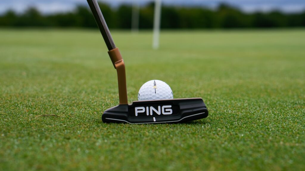 パット率がアップする特許取得の【パッティングガイド付きゴルフマーカー】 | メディカル・ゴルフ研究所